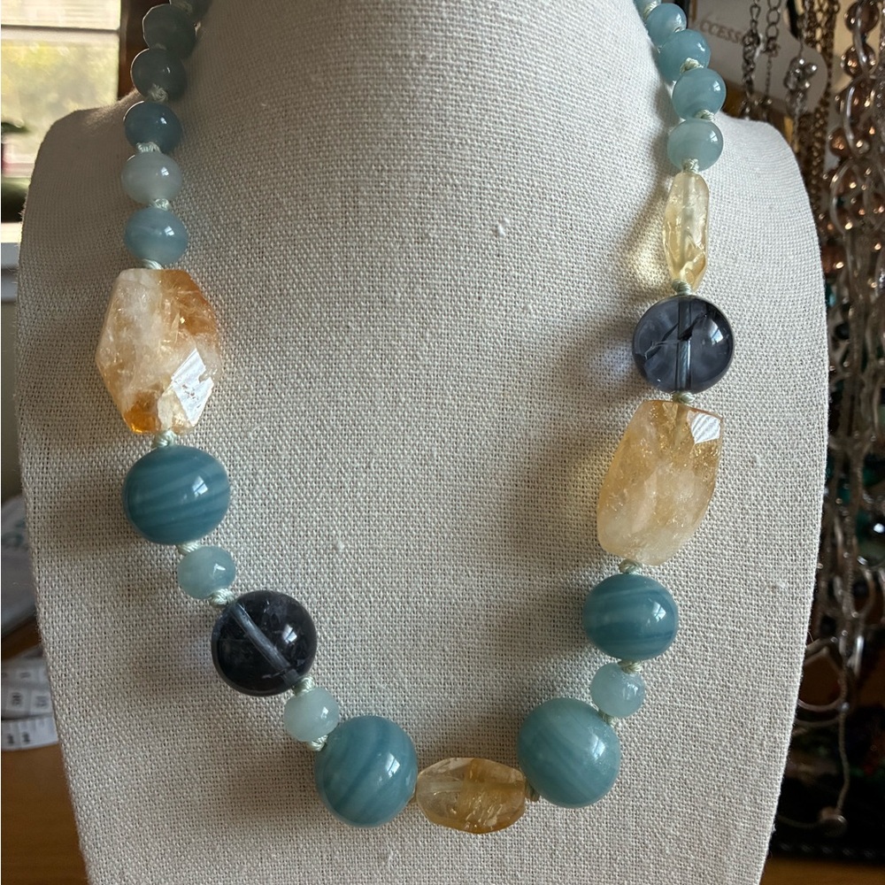 Chic Blue and Gold Gemstone Necklace.